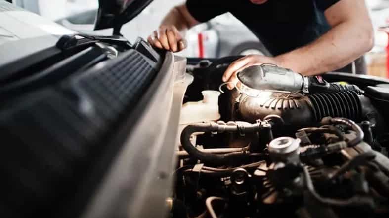 تعمیرگاه خودرو در نیشابور خدمات تخصصی با قیمت مناسب